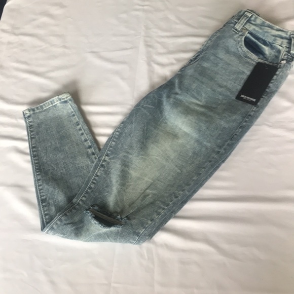 True Religion Jennie Curvy High Rise With Destroy in Light Whisper Size 32 - Picture 12 of 13